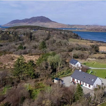 Red Deer Cosy Apartment In Letterfrack Connemara Esterno foto
