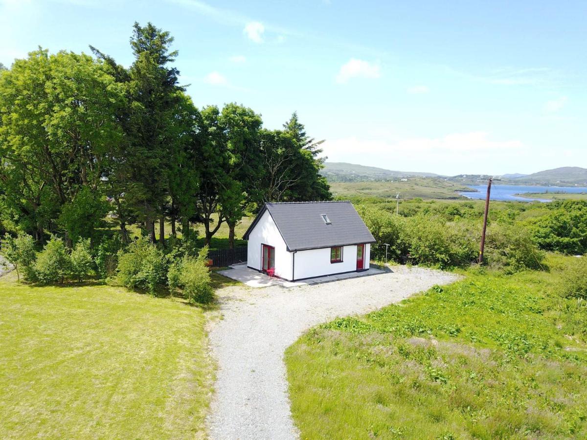 Red Deer Cosy Apartment In Letterfrack Connemara Esterno foto